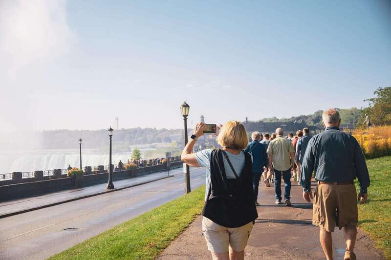 Niagara Falls Tour: Boat Ride, Journey Behind Falls and more - Key points at a glance