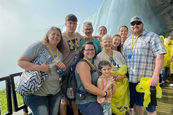 Niagara Falls Tour: Boat Ride, Journey Behind The Falls and more - Along the Niagara Parkway, with the Falls in view