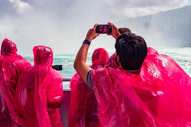 Niagara Falls Tour: Boat Ride, Journey Behind The Falls and more - Table Rock and the best place for brink photos