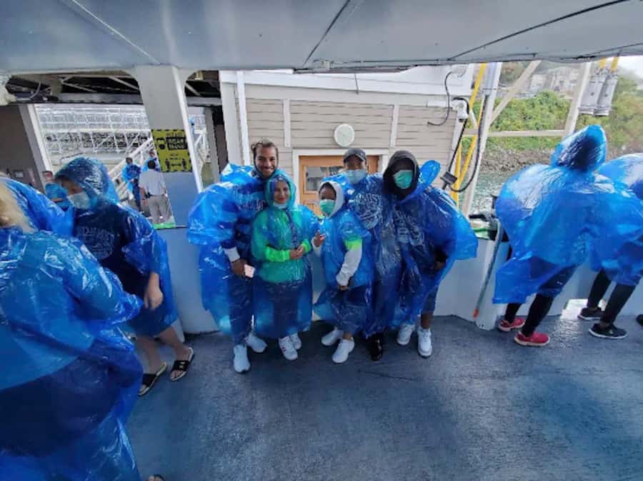 Niagara Falls, USA: Guided Tour with Maid of the Mist Cruise - What the guide adds to the visit