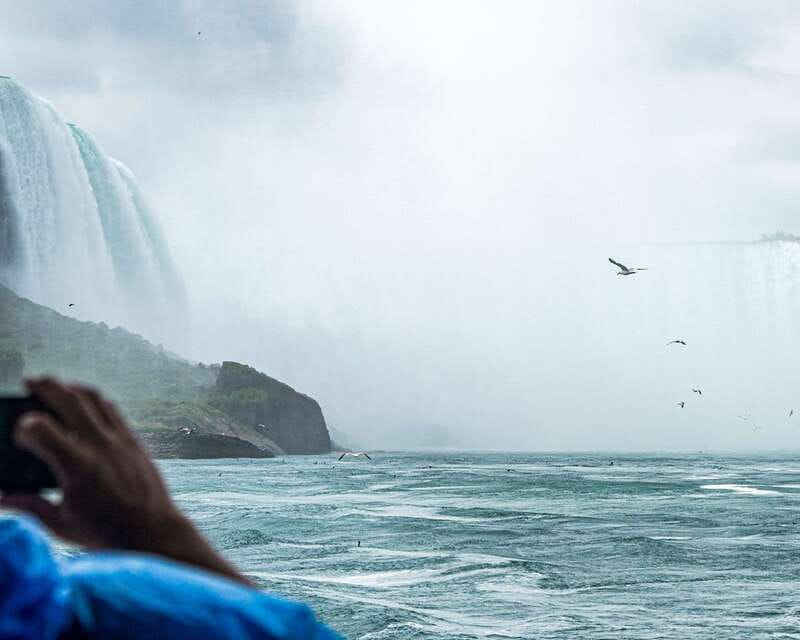 Niagara Falls, USA: Maid of Mist & Cave of Winds Combo Tour - Why this four-hour Niagara Falls tour works