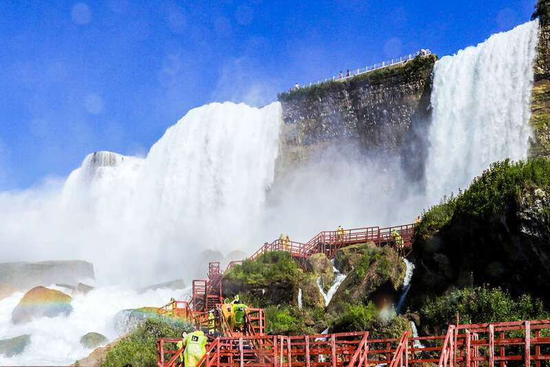 Niagara Falls, USA: Maid of Mist & Cave of Winds Combo Tour - Cave of the Winds and the seasonal change