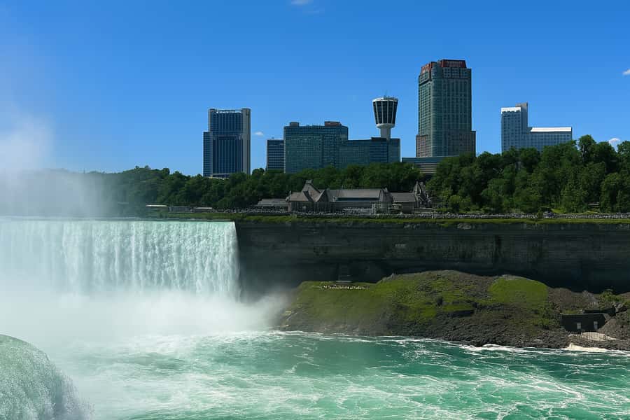 Niagara Falls USA: Niagara in a Glimpse with Boat & More - The Observation Deck gives you the broad view