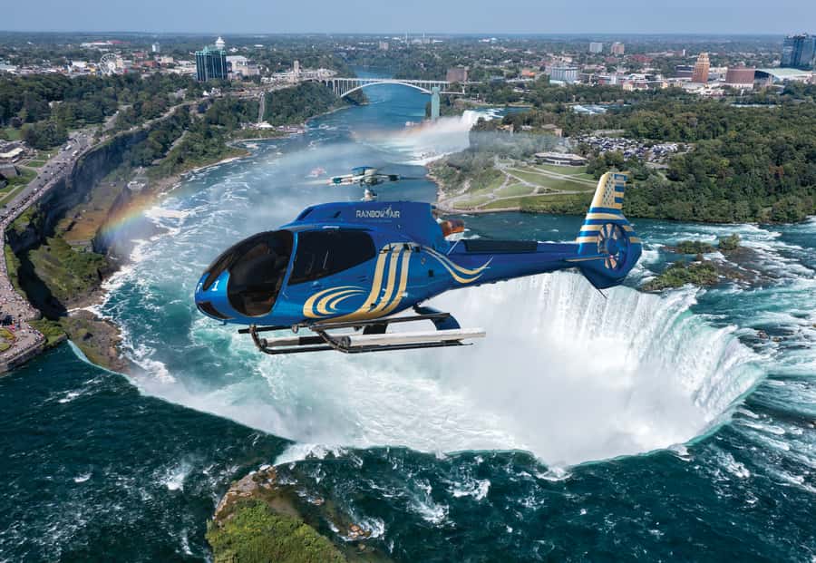 Niagara Falls, USA: Scenic Helicopter Flight over the Falls - What the 8 to 10 minute flight feels like