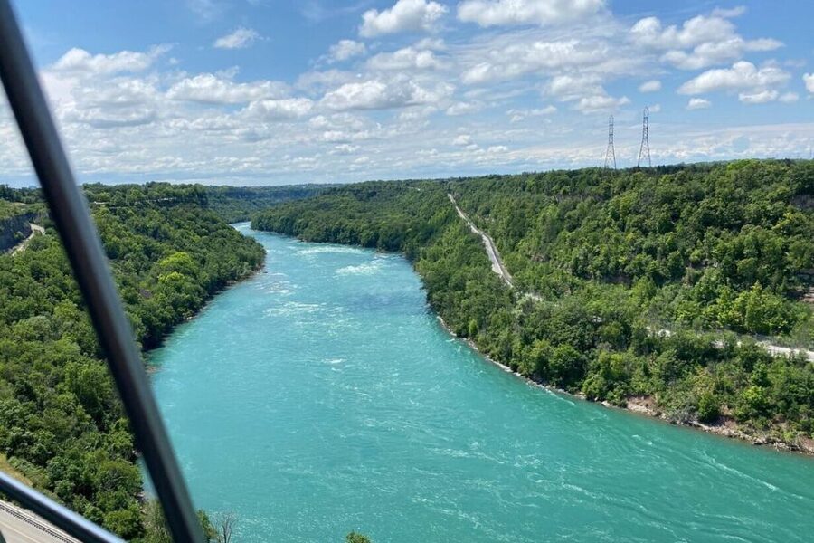 Niagara Falls: USA Small-Group Boutique Wine Tour - Schulze Vineyards and the final tasting