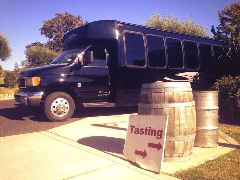 Niagara Falls: Winter Niagara Wine Tour with Transportation - Key points to know before you book