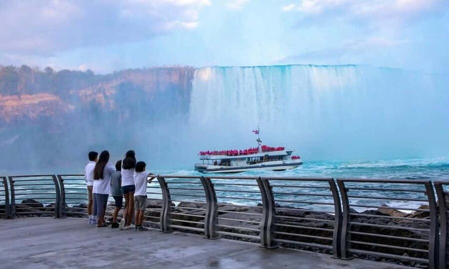 Niagara Parks: Power Pass + Falls Incline Railway - The 180-foot descent and Tailrace Tunnel