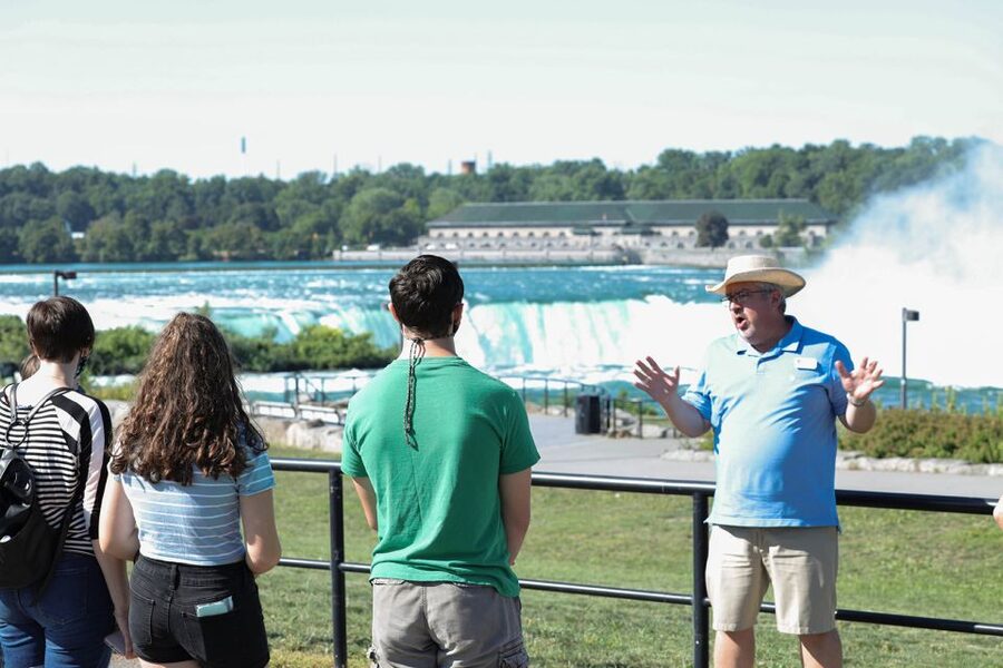Niagara USA: Daredevil Tour - Weather, shoes, and practical comfort
