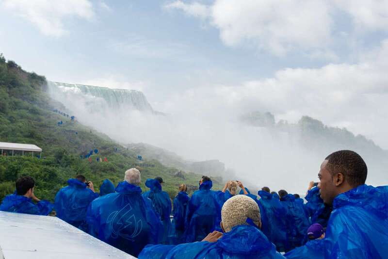 Niagara USA: Daredevil Walking Tour & Maid of Mist Boat Ride - Observation Tower and the photo stop