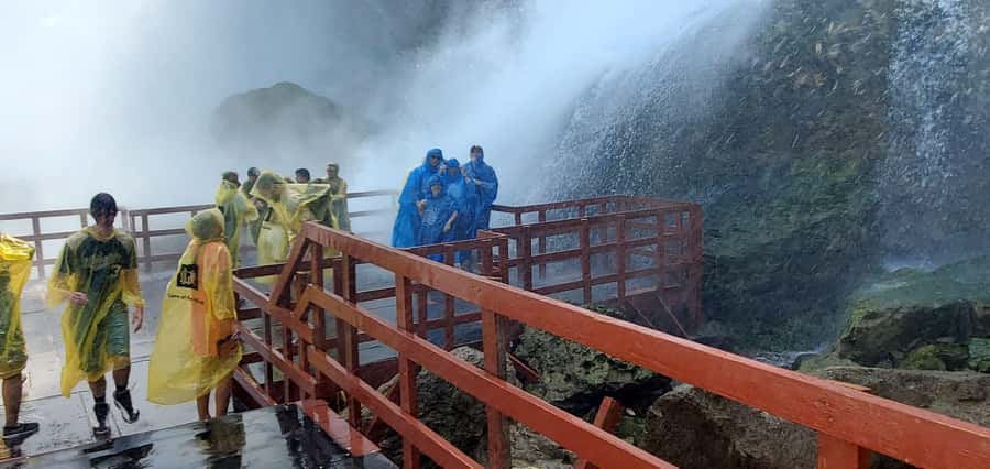 Niagra Falls, USA Side: Boat, Cave and Shuttle pass Tour - Trolley rides that keep the route manageable