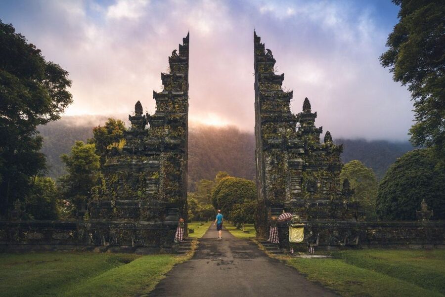 North Bali: Banyumala Waterfall and Ulun Danu Beratan Temple - What the $32 price includes, and what to check