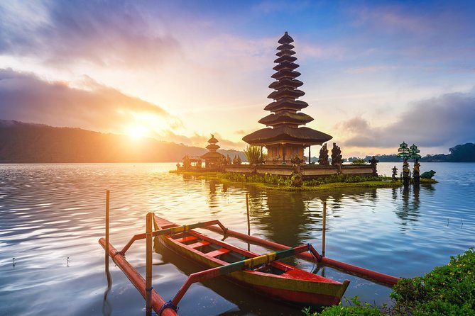 North Bali: Sekumpul Waterfalls and Ulun Danu Temple Tour - Key points at a glance
