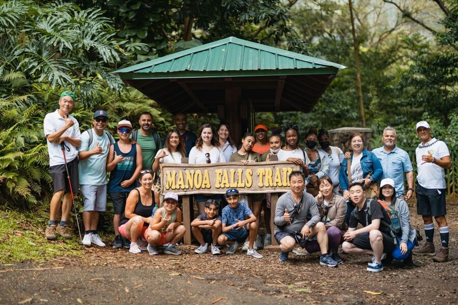 Oahu: Manoa Falls Waterfall Hike with Lunch and Transfers - Lunch at Tantalus Lookout
