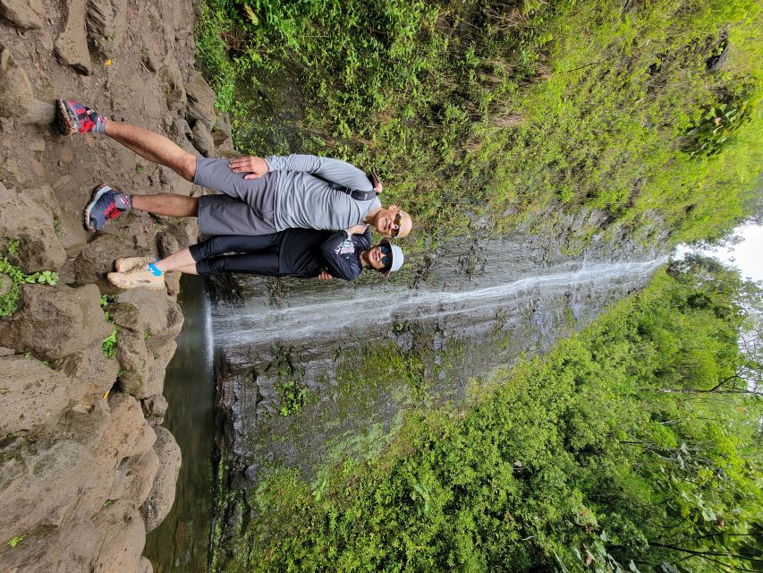 Oahu: Waikiki E-Bike Ride and Manoa Falls Hike - Riding from Waikiki into Manoa Valley