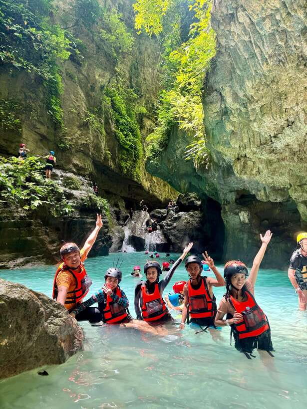 Oslob Whale Shark Swimming & Kawasan Falls Canyoneering - Lunch with the sea nearby