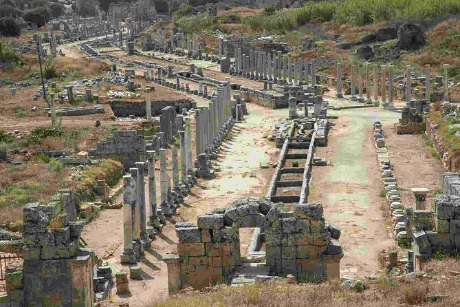 Perge Aspendos Aquaduct Side with Waterfall - Perge: Roman streets on a broad open site