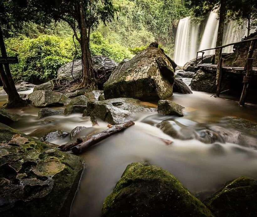 Phnom Kulen Waterfall & the Sacred 1000 Lingas (with Lunch) - Lunch beside the waterfall