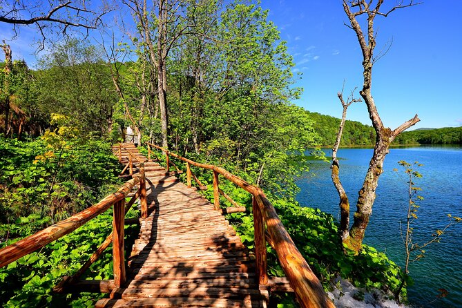 Plitvice Lakes National Park Admission Ticket - How to read the 34-stop itinerary