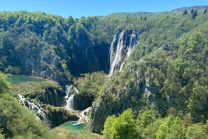 Plitvice private tour driver + guide up to 8 ppl from Zadar - Key points at a glance