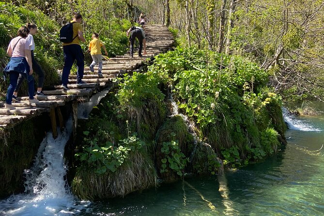 Plitvice private tour driver + guide up to 8 ppl from Zadar - Three hours of waterfalls, lakes, and walking paths