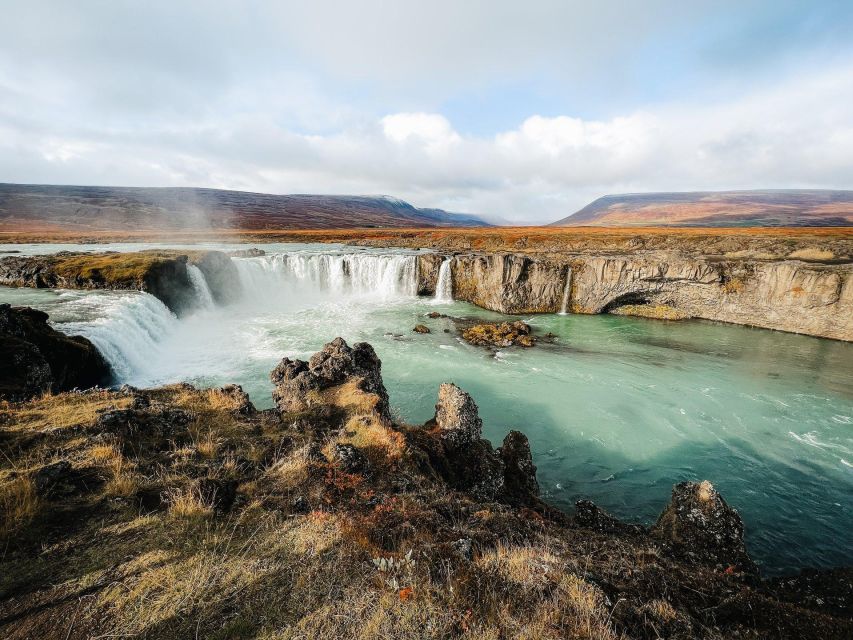 Port Akureyri: Godafoss Waterfall, Myvatn and Baths Tour - Leaving Akureyri along Eyjafjörður