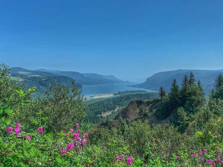 Portland: Columbia River Gorge Waterfalls Afternoon Tour - Multnomah Falls: the headline stop
