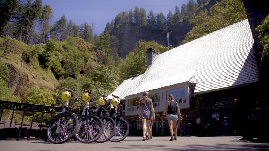 Portland: E-Bike Tour at Multnomah Falls - Sheppard’s Dell is brief but worthwhile