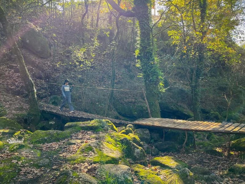 Porto: Forest Waterfalls & Roman Ruins Trail Tour - Parque de Lazer de Nossa Senhora de Valinhas and the return