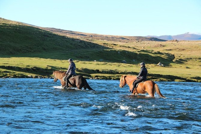 Private 3-Hour Horseback Riding Tour - Riding toward the waterfall and river delta