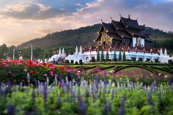 Private Doi Suthep Temple Handicraft Center and Sticky Waterfall - What the private vehicle adds