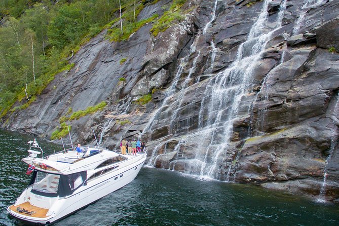 Private Fjord and waterfalls cruise to Modal- Mostraumen - Mostraumen, narrow water and waterfall spray