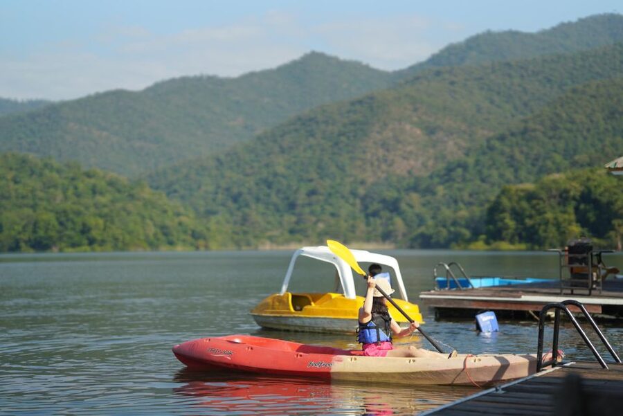 Private Sticky Waterfall & Floating Srilanna National Park - Entering Si Lanna National Park and Mae Ngat Dam