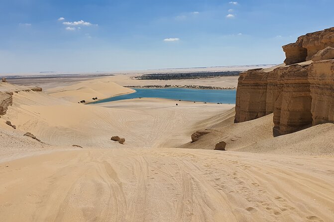 Private tour El Fayoum Oasis and Wadi Rayan waterfall from Cairo - Lake Qarun begins the day with water and open views