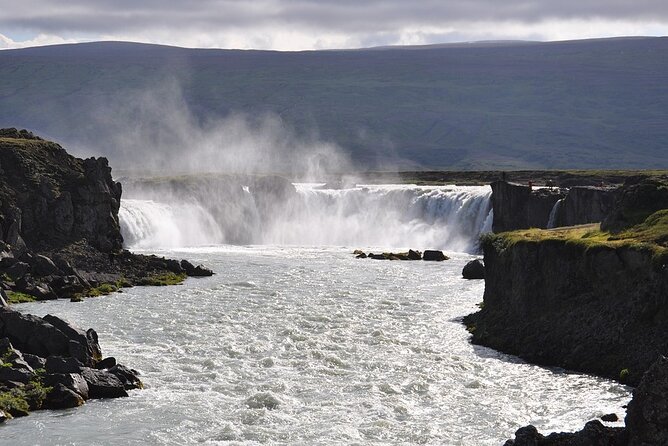Private Tour from Akureyri of Goðafoss Waterfall of the Gods - Who will get the most from this trip?