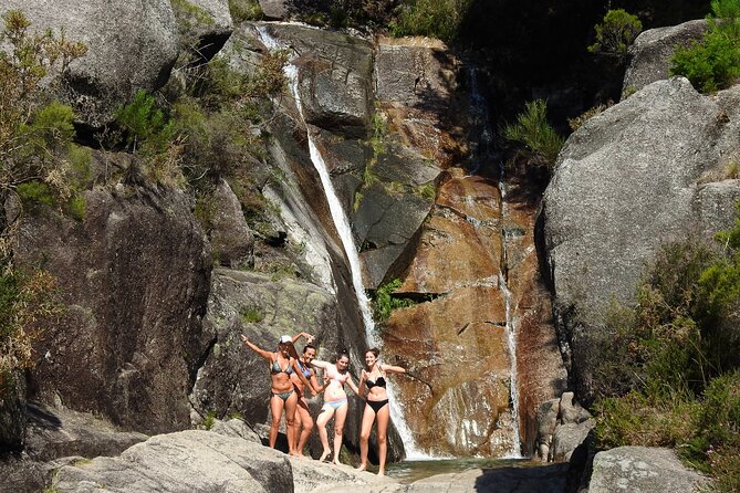 Private Tour of the Natural Waterfalls and Lagoons of Gerês - The river bed and Olympic Lagoon
