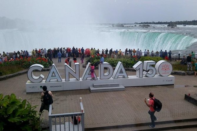 Private Transfer from Buffalo Intl, Airport (BUF) to Niagara Falls Canada - What the Private Vehicle Means for Your Group