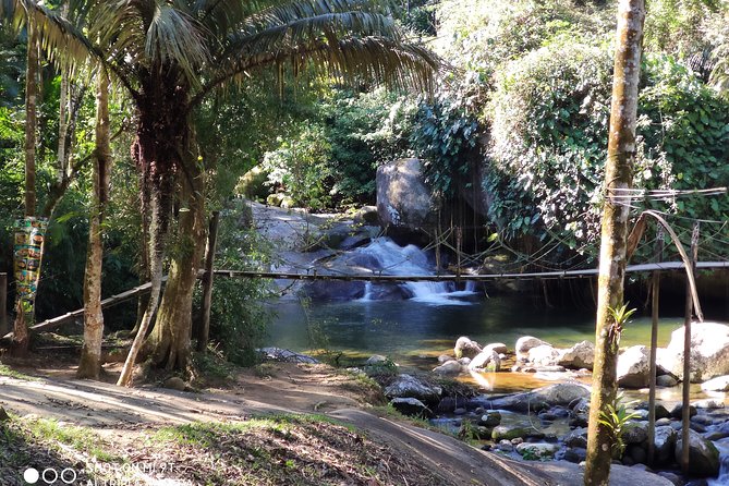 Private Waterfalls and Still Jeep 4x4 6hrs by Jango Paraty - The old Gold Trail adds context between stops