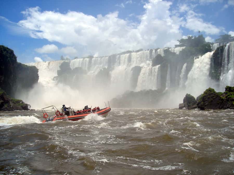 Puerto Iguazu: Argentine Falls & Great Adventure Boat - The Upper and Lower circuits put you near the water