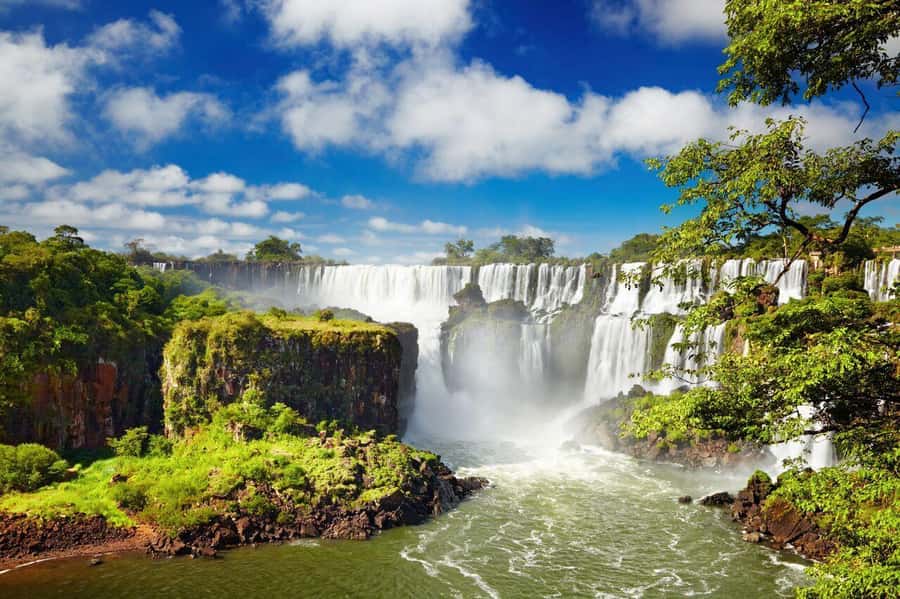 Puerto Iguazu: Iguazu Falls Argentinian Side Full-Day Tour - The 6:30 to 7:30 Pickup from Puerto Iguazu