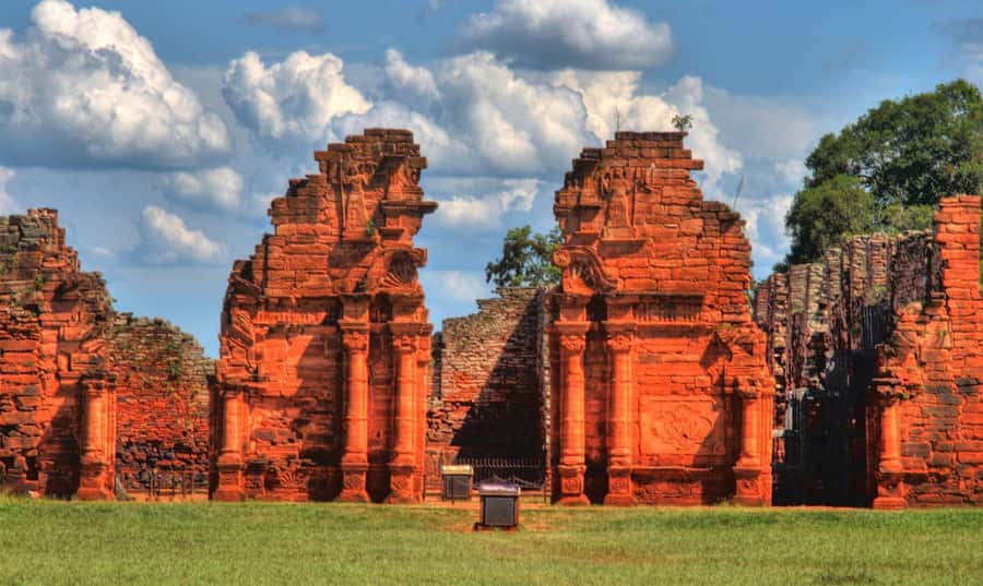 Puerto Iguazu: San Ignacio Mission and Wanda Mines Tour - San Ignacio Mission, a long road to a remarkable ruin