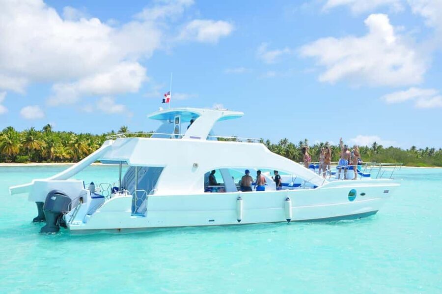 Punta Cana: Cayo Levantado & El Limon Waterfall Tour - Key points to know before booking