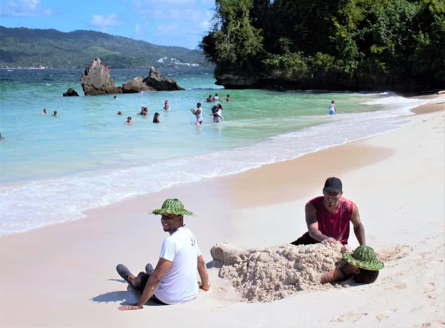Punta Cana: Cayo Levantado & El Limon Waterfall Tour - What to pack for the 10 to 12-hour day