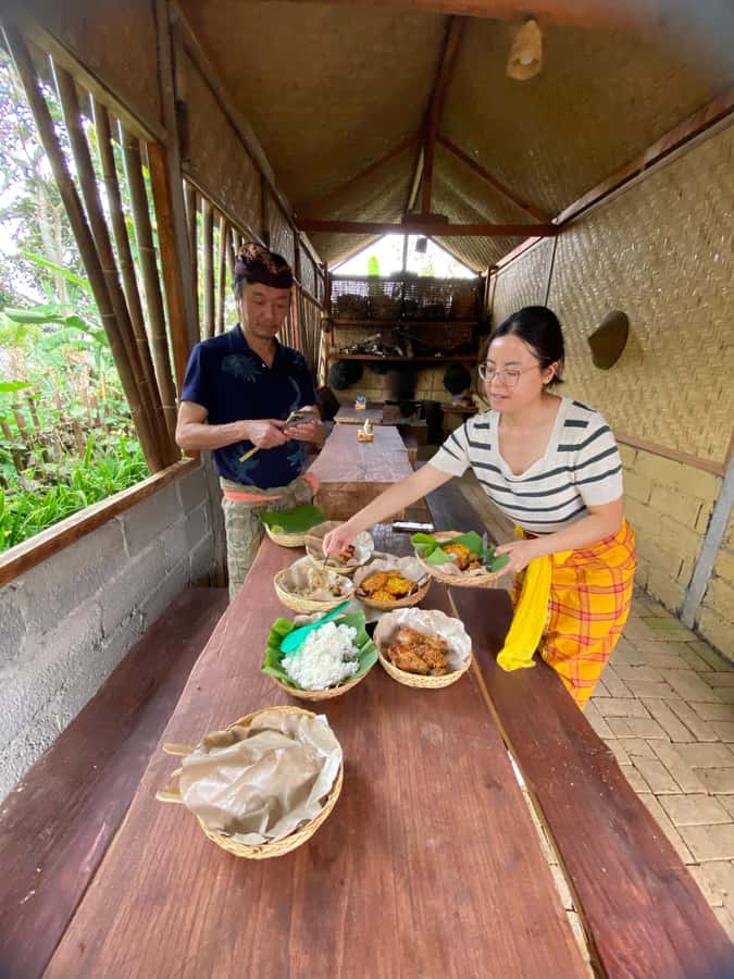 Quad ride, waterfalls & aunthentic cooking class in munduk - Cooking in a Balinese family home