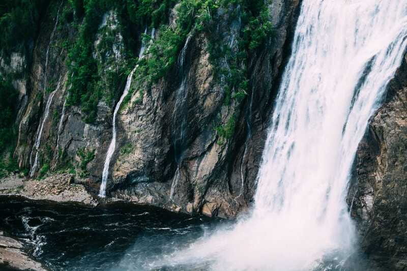 Quebec City: Old Town and Montmorency Falls Bus Tour - Cider, vineyard stops, and what to confirm