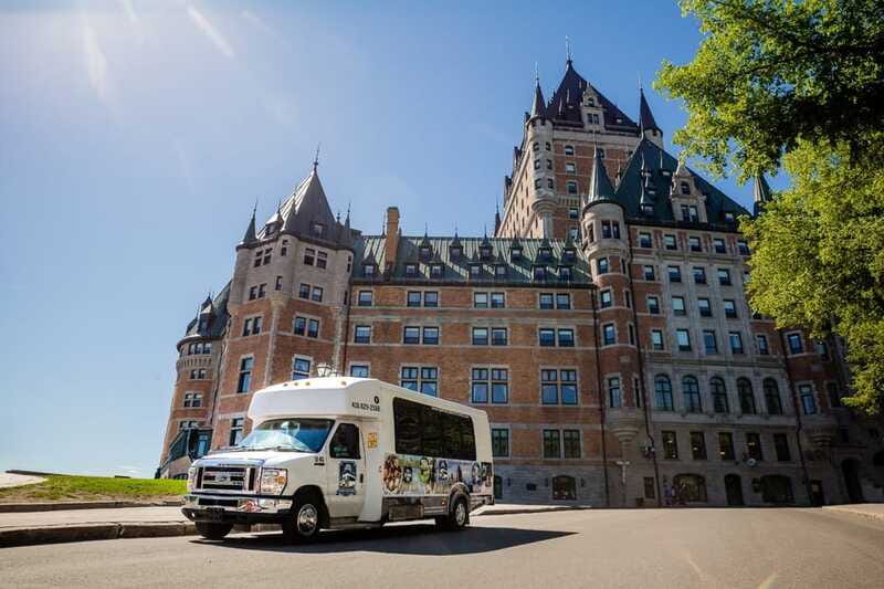 Quebec City: Old Town and Montmorency Falls Bus Tour - Guides make the difference