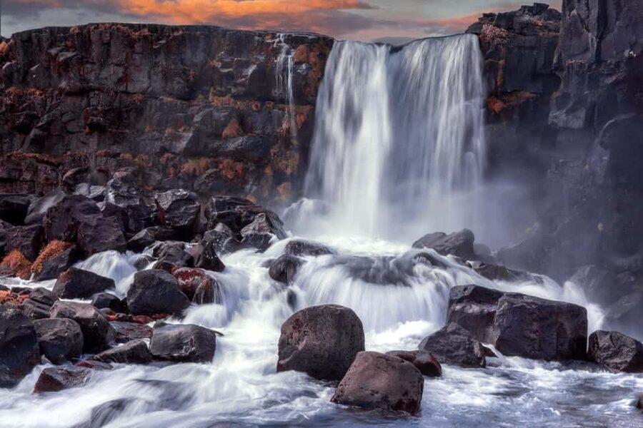 Reykjavik: Golden Circle & Waterfalls in Chinese冰岛黄金圈中文一日团 - Key points at a glance
