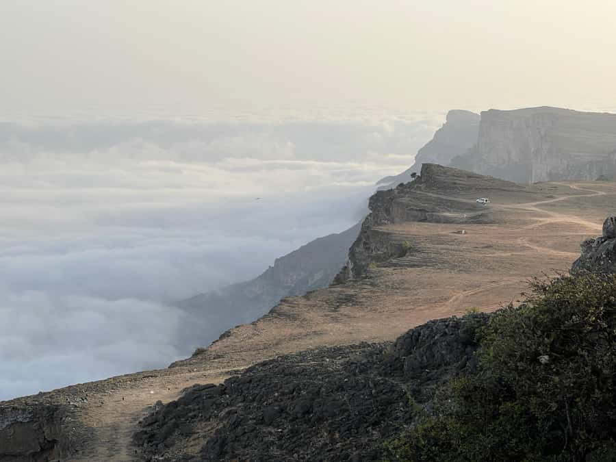 Salalah: Wadi Darbat, Jabal Samhan, Baobab, Mirbat Sand Dune - Mirbat’s dunes close the route beautifully