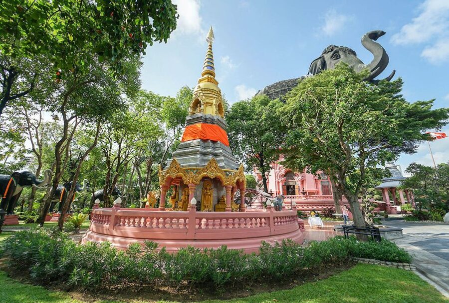 Samut Prakan: Erawan Museum Discounted Admission Ticket - Dress and behavior rules matter