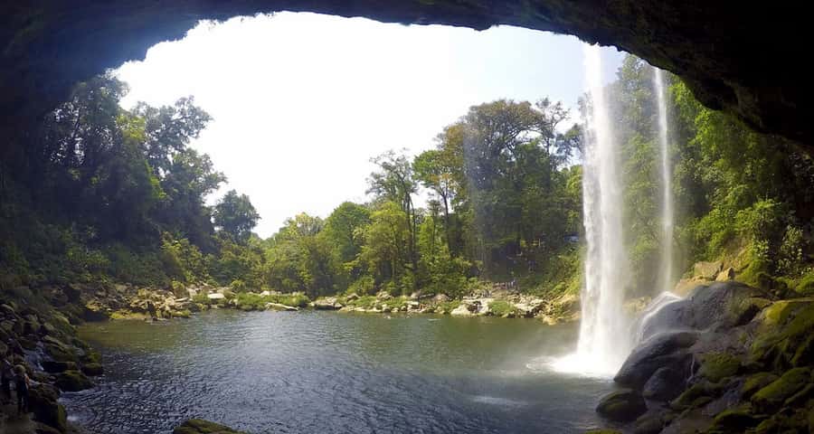 San Cristóbal: Agua Azul, Misol Ha & Palenque Experience - Who gets the most value from this experience