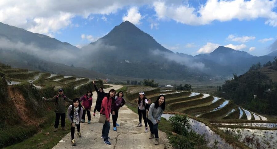 SaPa: 2-Day Villages,Rice Fields, Love Waterfall Hiking Tour - What to Pack for the 12 to 14 Kilometer Days